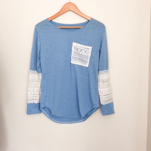 🎀NWOT ROMWE Blue 3/4 Sleeve Shirt Size Small - Picture 2 of 5